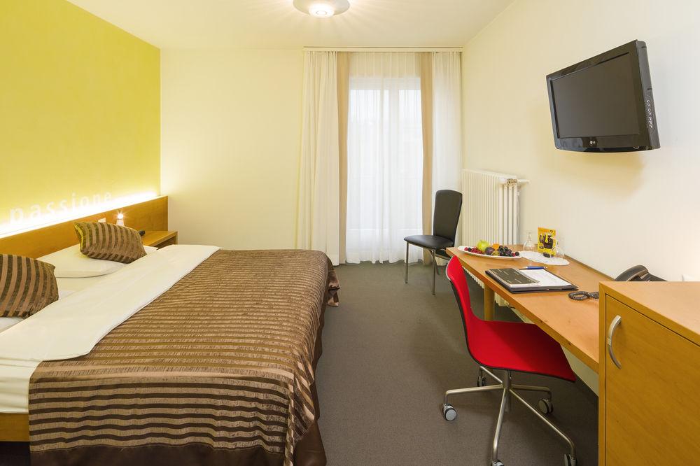Sommerau-Ticino Swiss Quality Hotel Dietikon Exteriér fotografie